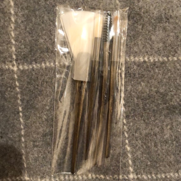 MAC x Robert Lee Morris Brush Roll Limited edition brush set - Picture 2 of 2